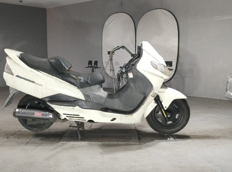 Мотоцикл Suzuki SKYWAVE 250