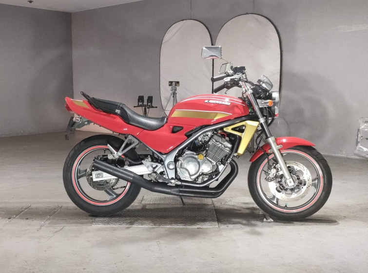 Мотоцикл Kawasaki BALIUS ZR250 з пробігом 39707 km