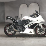 Мотоцикл Kawasaki NINJA250R з пробігом 4734 km