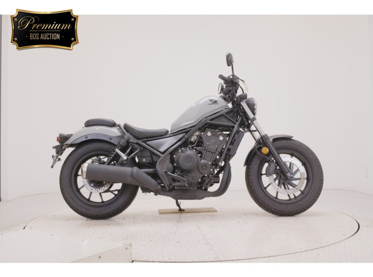 Мотоцикл Honda REBEL CMX500 з пробігом 4058 km