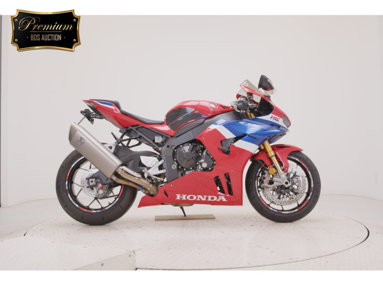 Мотоцикл Honda CBR1000RR с пробегом 2798 km