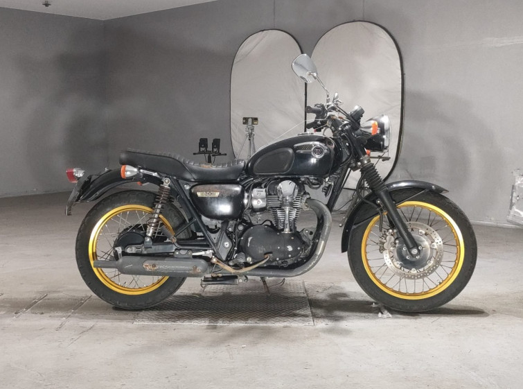 Мотоцикл Kawasaki W800 з пробігом 35162 km