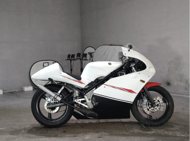 Мотоцикл Yamaha R1-Z с пробегом 18015 km