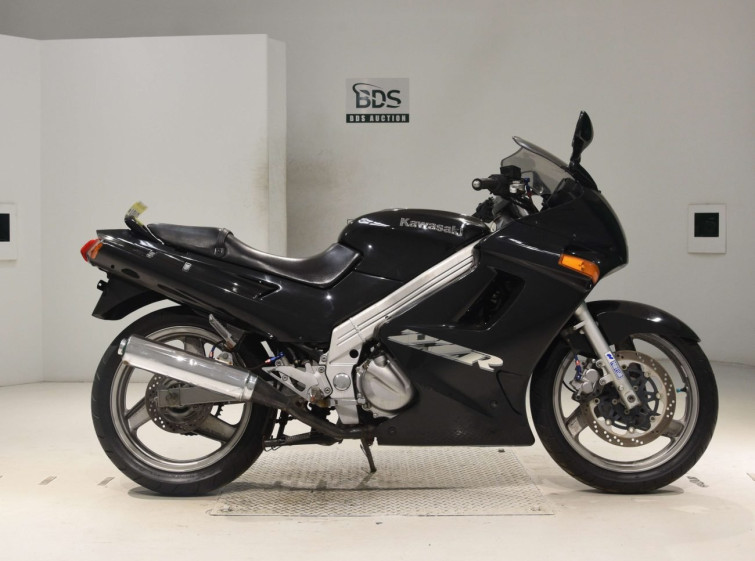 Мотоцикл Honda ADV 160 з пробігом 5155 km