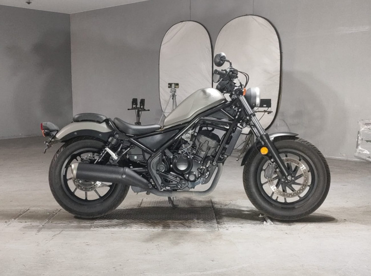 Мотоцикл Honda REBEL CMX250 з пробігом 7434 km