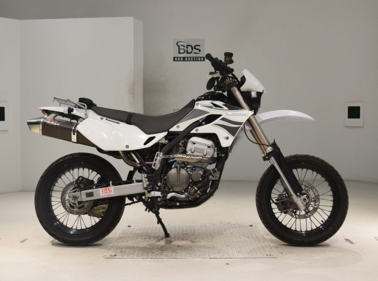 Мотоцикл Kawasaki D-TRACKER250 з пробігом 18498 km