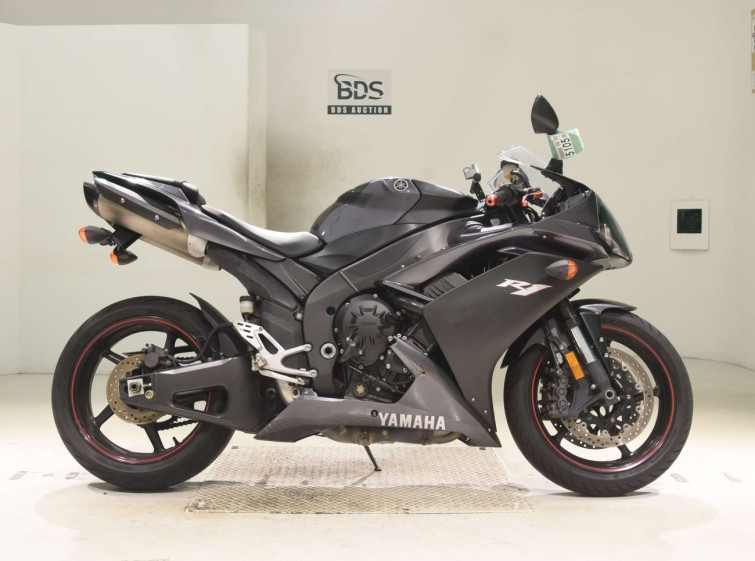 Мотоцикл Yamaha YZF-R1 з пробігом 42971 km