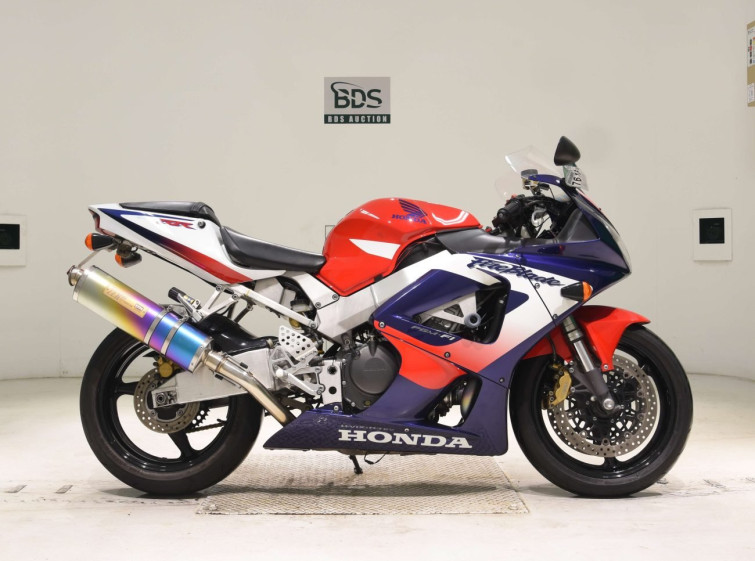 Мотоцикл Honda CBR900RR з пробігом 40267 km