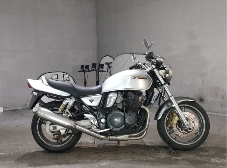Мотоцикл Suzuki GSX400 INAZUMA з пробігом 28139 km
