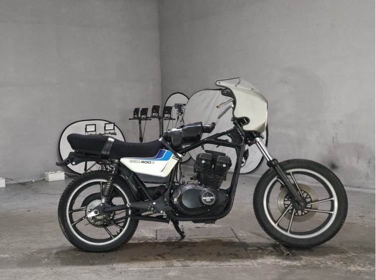 Мотоцикл Suzuki GSX400E