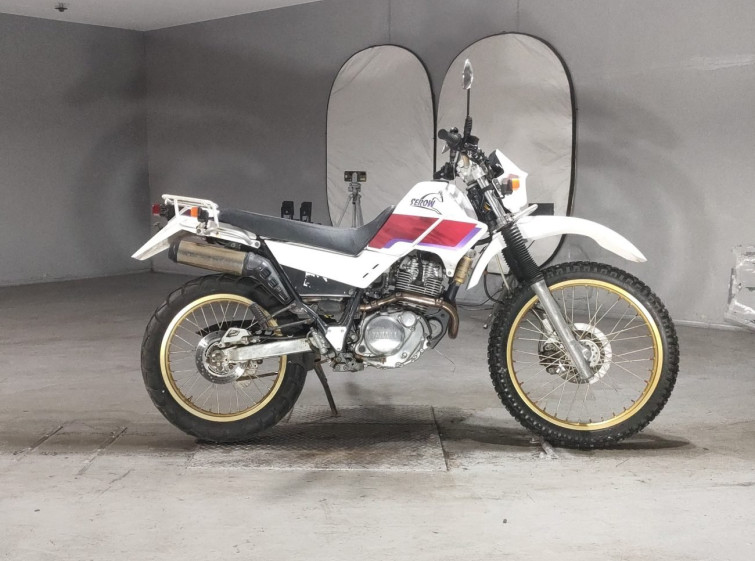 Мотоцикл Yamaha SEROW XT225 з пробігом 13195 km