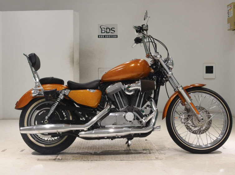 Мотоцикл HD SPORTSTER SEVENTY-TWO XL1200V с пробегом 12188 km