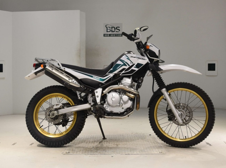 Мотоцикл Yamaha SEROW XT250 з пробігом 17084 km