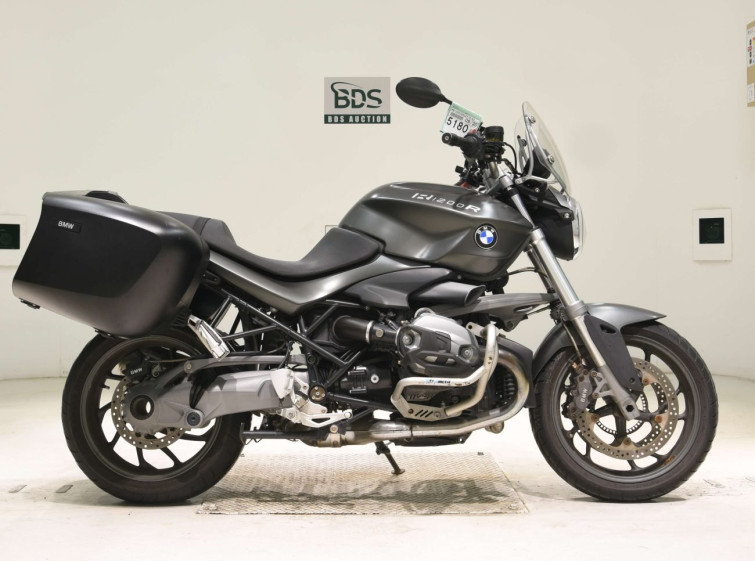 Мотоцикл BMW R1200R с пробегом 47570 km