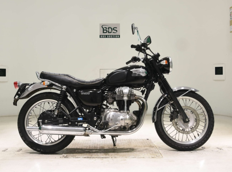 Мотоцикл Kawasaki W400 з пробігом 19764 km