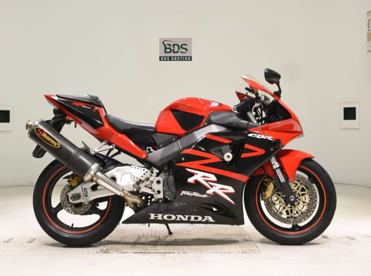 Мотоцикл Honda CBR954RR з пробігом 99999 km