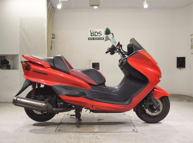 Мотоцикл Yamaha MAJESTY 250C с пробегом 16328 km