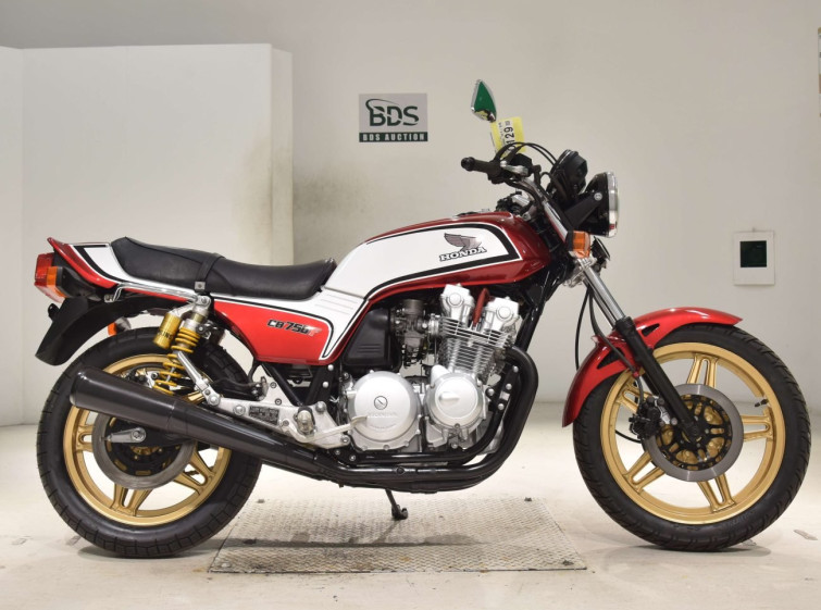 Мотоцикл Honda CB750SF з пробігом 15248 km