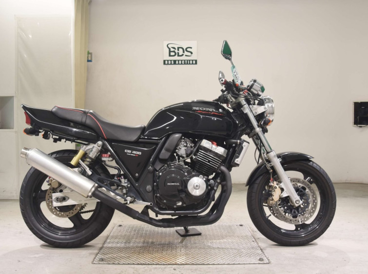 Мотоцикл Honda CB400SFS с пробегом 42484 km