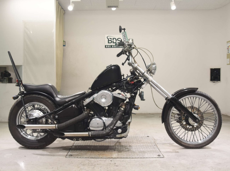 Мотоцикл Kawasaki VULCAN400 CUSTOM з пробігом 552 km