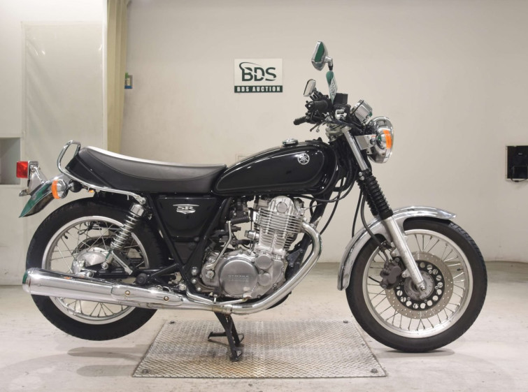Мотоцикл Yamaha SR400 з пробігом 6048 km