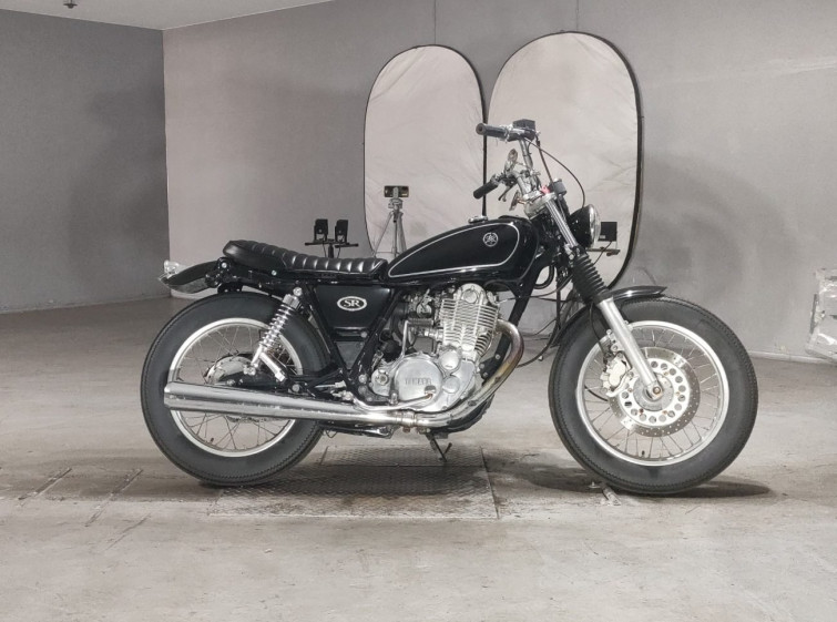 Мотоцикл Yamaha SR400 з пробігом 1189 km