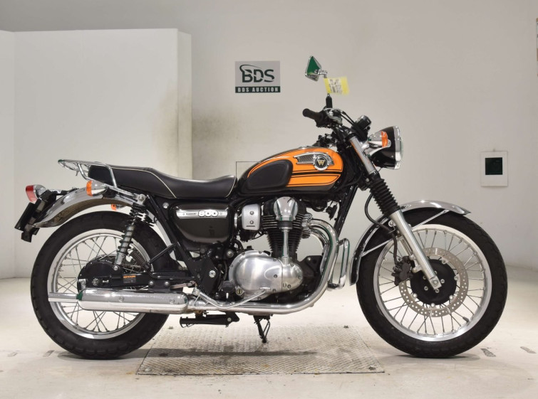 Мотоцикл Kawasaki W800 з пробігом 16673 km