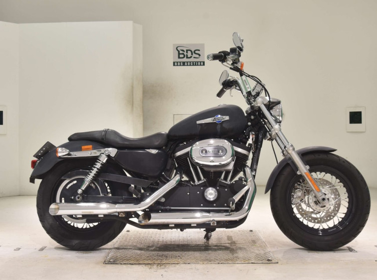 Мотоцикл HD SPORTSTER CUSTOM XL1200C с пробегом 7149 km