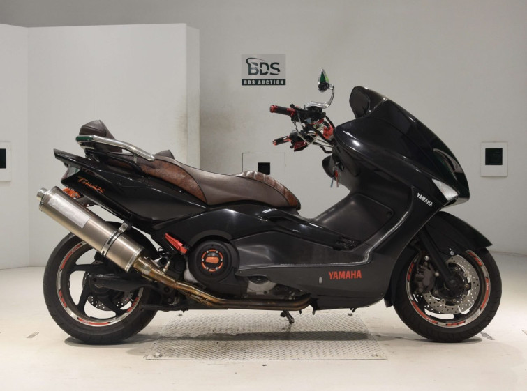 Мотоцикл Yamaha T-MAX500 с пробегом 7268 km