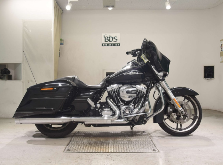 Мотоцикл HD SREET GLIDE FLHXS1690 с пробегом 36282 km