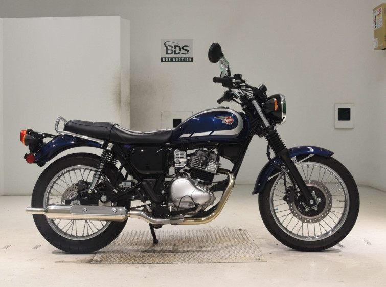 Мотоцикл Kawasaki W230 с пробегом 3348 km