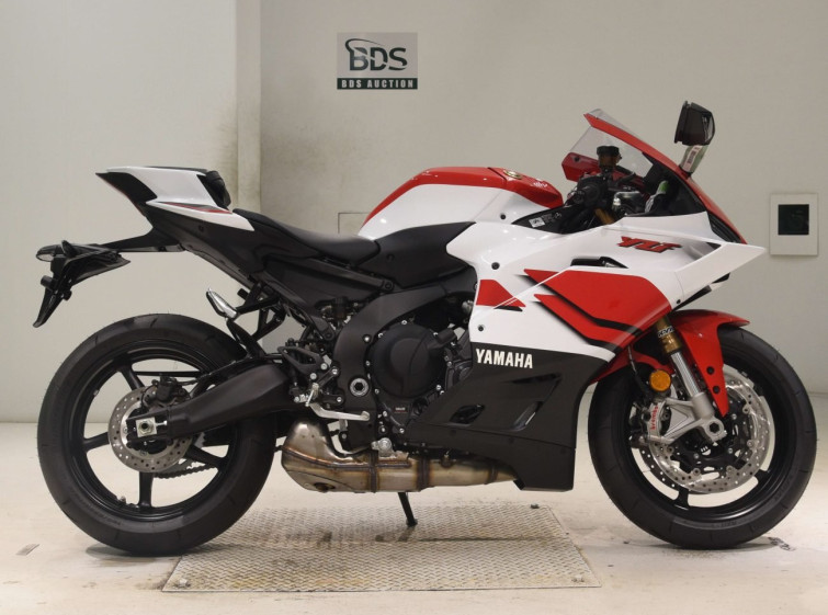 Мотоцикл Yamaha YZF-R9 с пробегом 2 km
