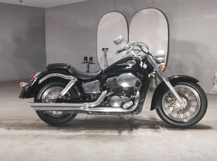 Мотоцикл Honda SHADOW 400 з пробігом 73403 km