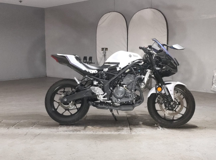 Мотоцикл Yamaha YZF-R25 с пробегом 6255 km