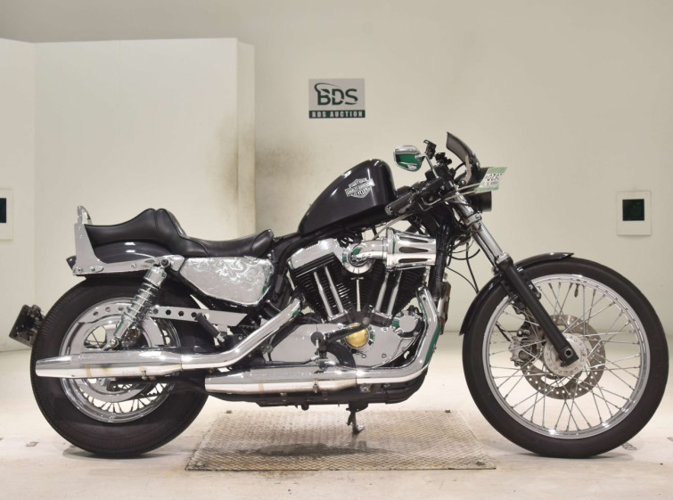 Мотоцикл HD SPORTSTER SEVENTY-TWO XL1200V с пробегом 11748 km