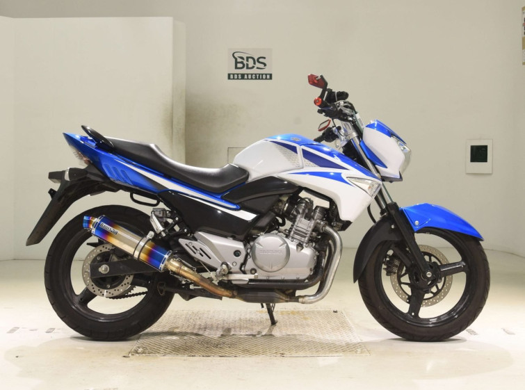 Мотоцикл Suzuki GSR250 с пробегом 22237 km