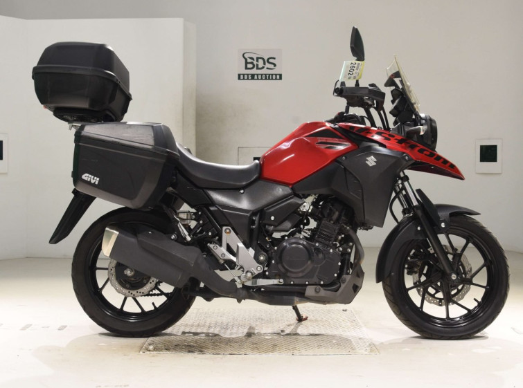 Мотоцикл Suzuki V-STROM DL250 з пробігом 11782 km