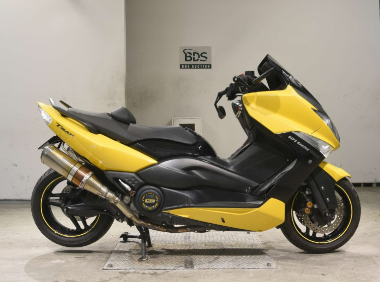 Мотоцикл Yamaha T-MAX500 с пробегом 17784 km