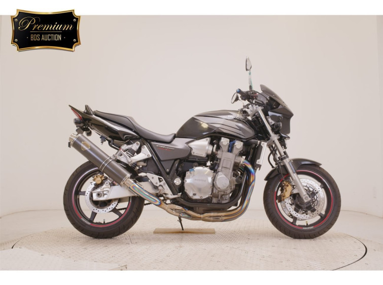 Мотоцикл Honda CB1300SF с пробегом 24616 km