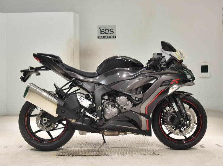 Мотоцикл Kawasaki ZX-6RA з пробігом 8458 km