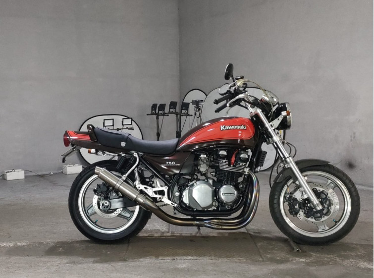 Мотоцикл Kawasaki ZEPHYR750 з пробігом 77398 km