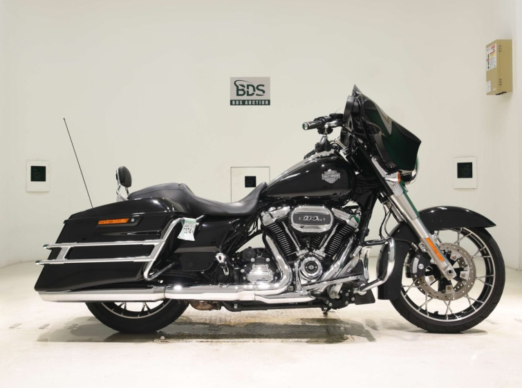 Мотоцикл HD STREET GLIDE FLHXS1870 с пробегом 11883 km