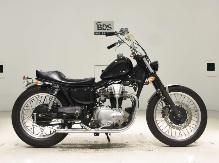 Мотоцикл Kawasaki W400 з пробігом 104 km