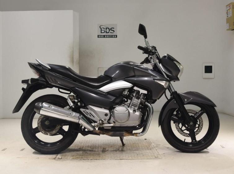 Мотоцикл Suzuki GSR250 з пробігом 25362 km