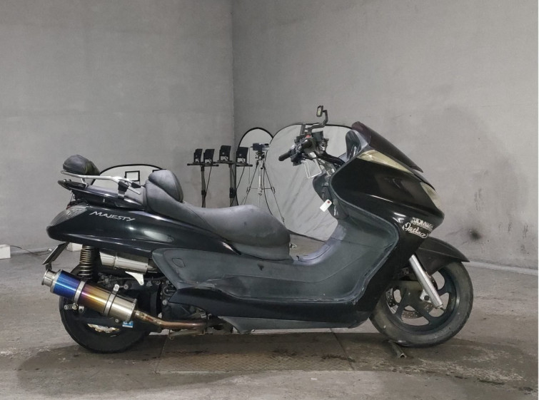 Мотоцикл Yamaha MAJESTY250