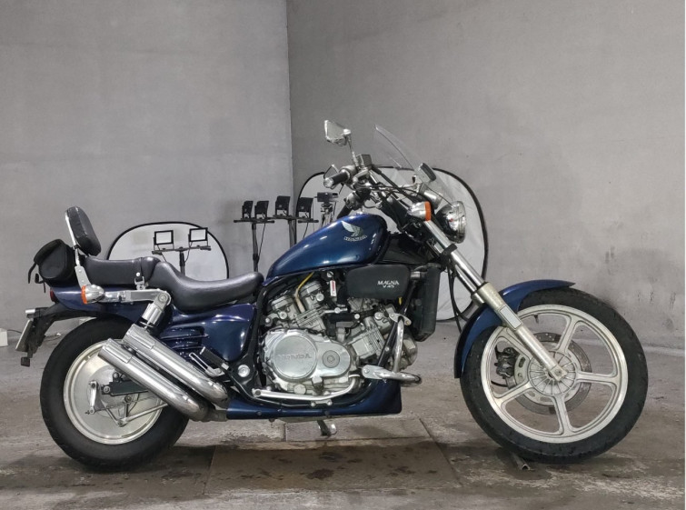 Мотоцикл Honda MAGNA750 з пробігом 74544 km