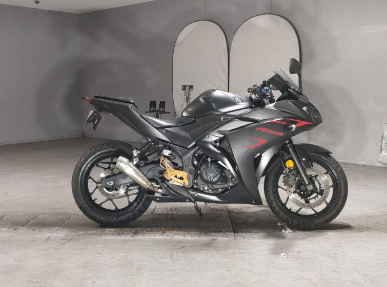 Мотоцикл Yamaha YZF-R25 з пробігом 26930 km
