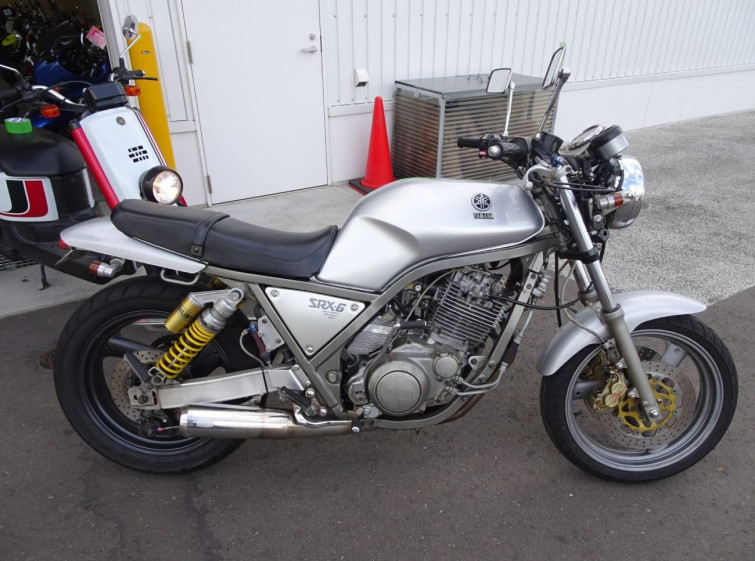Мотоцикл Yamaha SRX600 с пробегом 9370 km