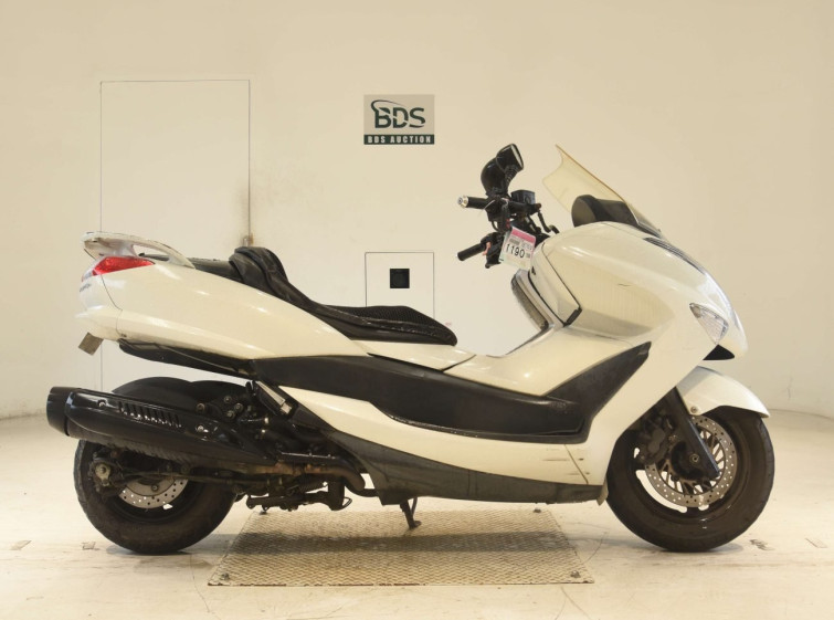 Мотоцикл Yamaha MAJESTY250 с пробегом 64741 km