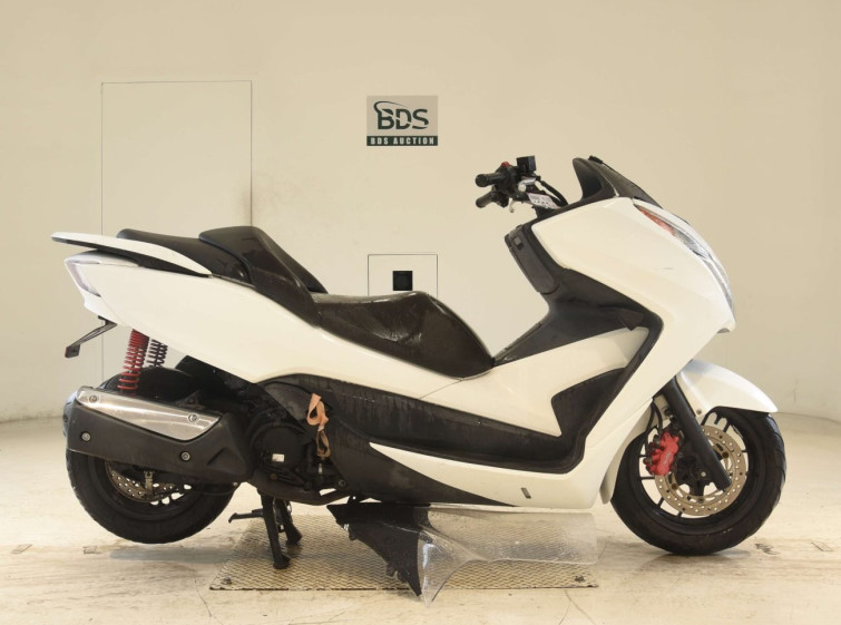 Мотоцикл Honda FORZA с пробегом 34639 km